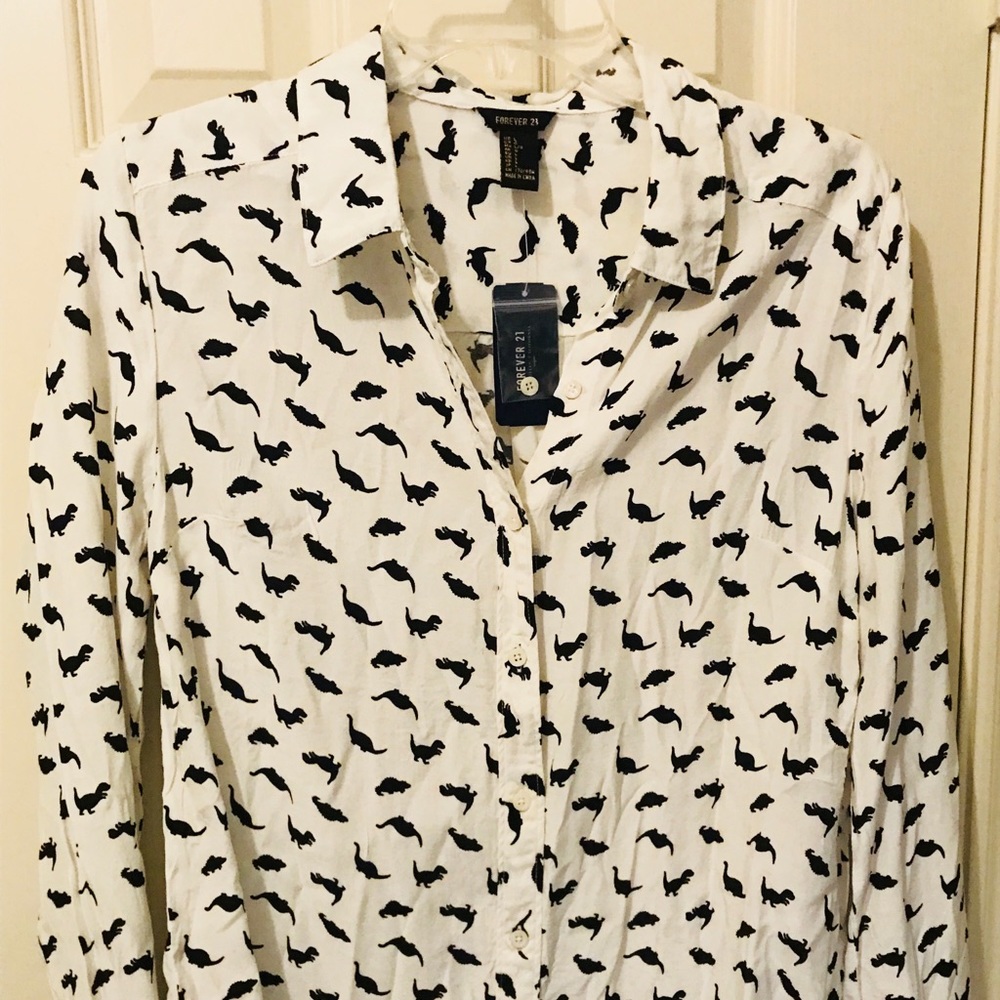 🦖 NWT white button down dinosaur print shirt L🦖